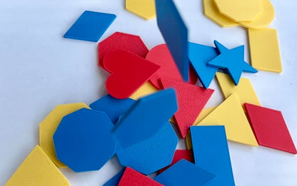 Ensemble de 15 formes géométriques – À manipuler