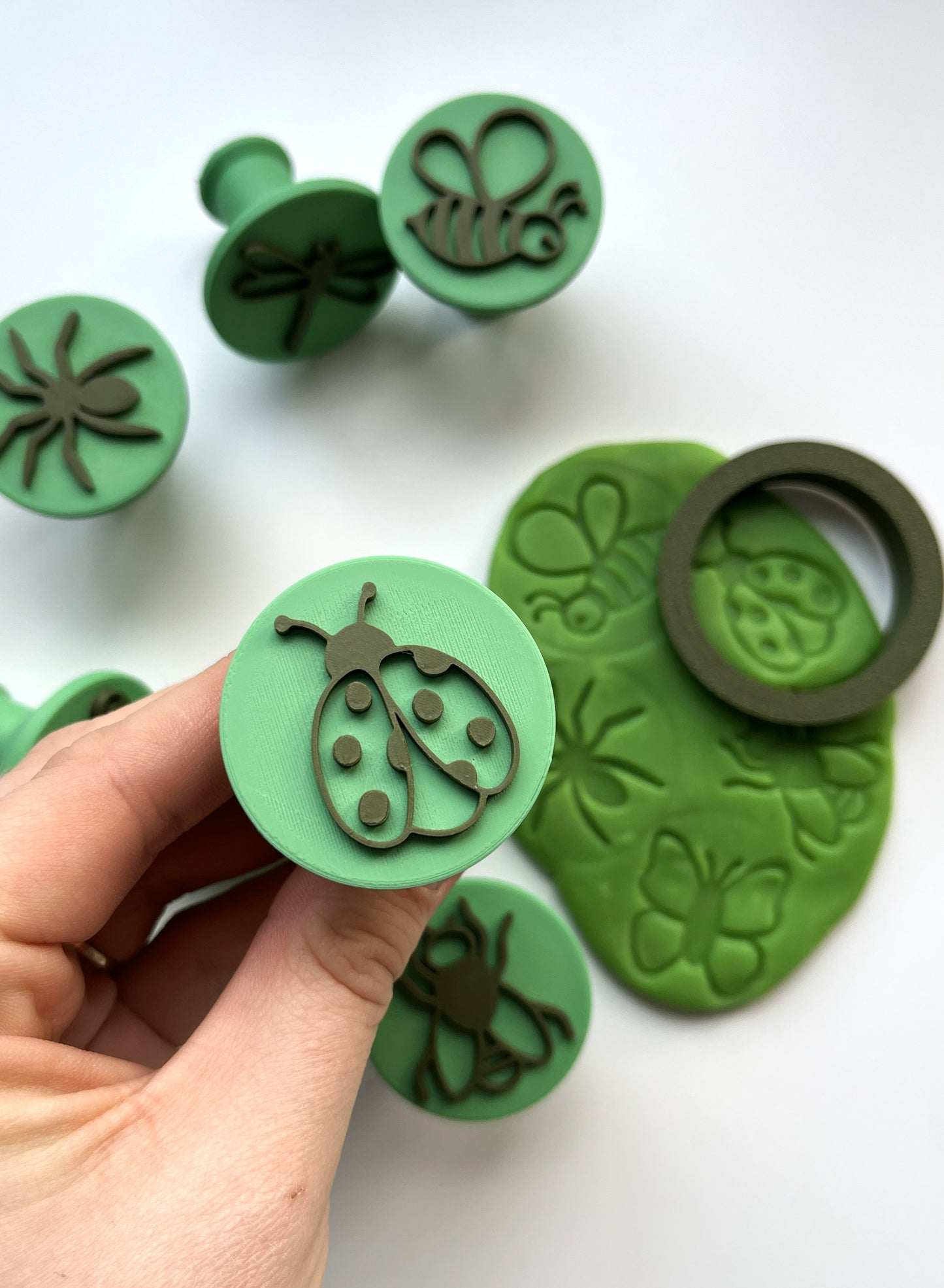 Estampes thématiques pour pâte à modeler 🎨